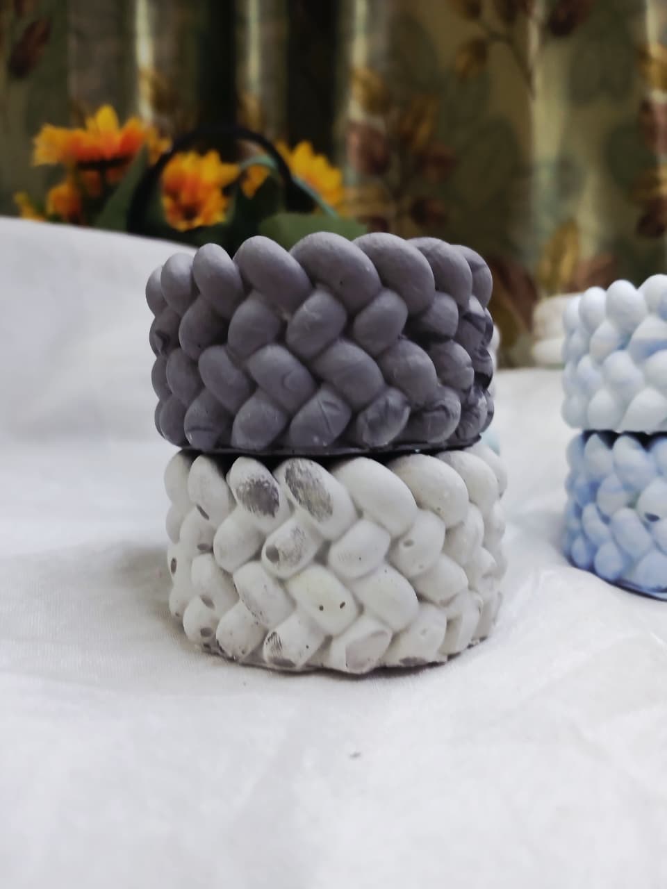 Handcrafted Carved Trinket Box Pair – Elegant Open Storage for Jewelry & Keepsakes