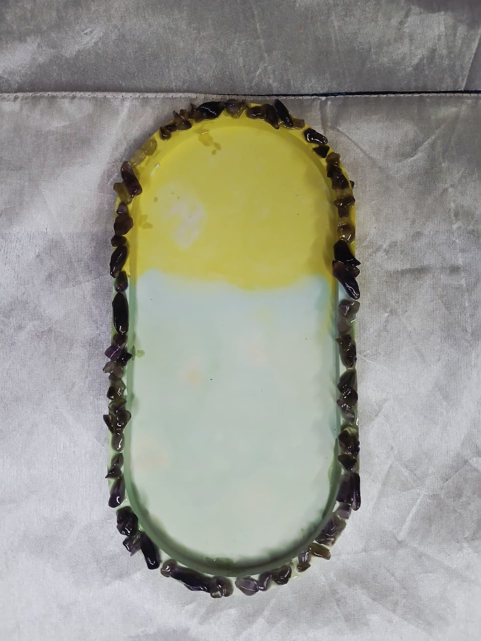 Amethyst Stone Outlined Oval Tray – Elegant Handmade Decorative & Jewelry Organizer